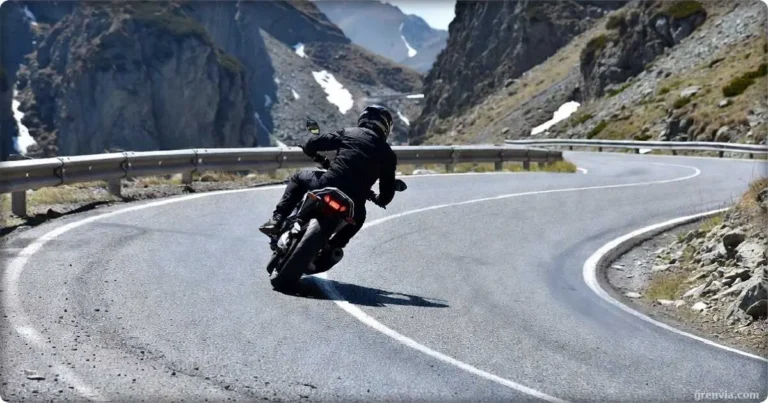 One motorcycle travel itinerary 5 days through Romania